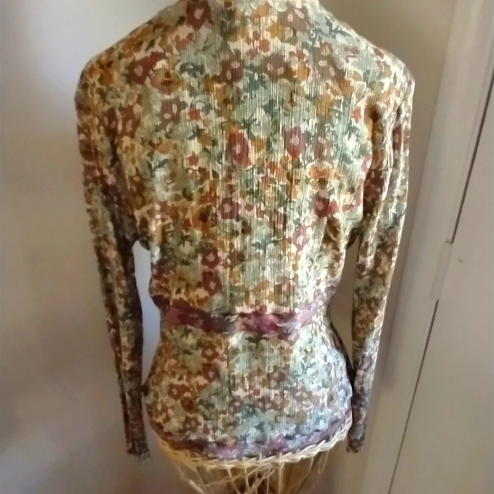 Blouse J.Jill NWOT- Women's 100% Rayon blouse - Picture 5 of 9